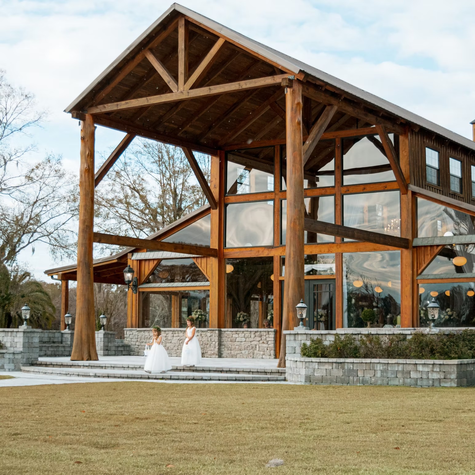 Timber-frame exterior of The Barn at Cottonwood Ranch wedding venue
